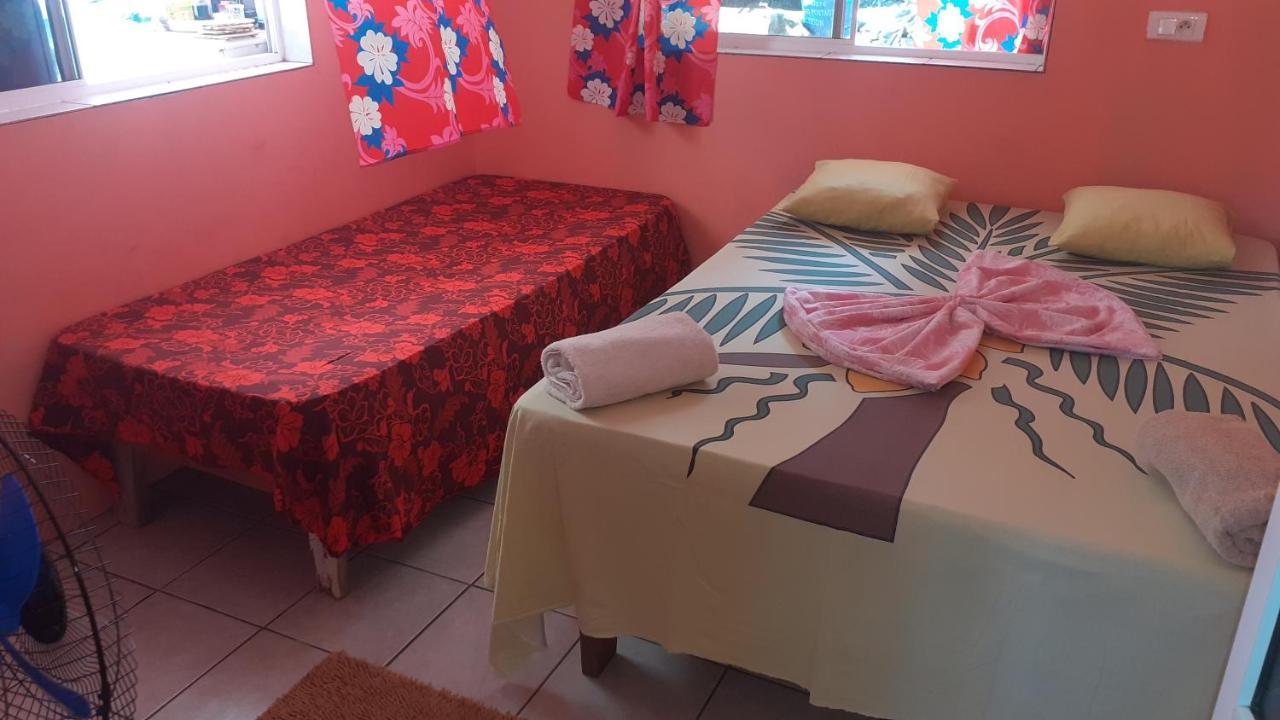 Shelter For Backpackers Camping Bora Bora